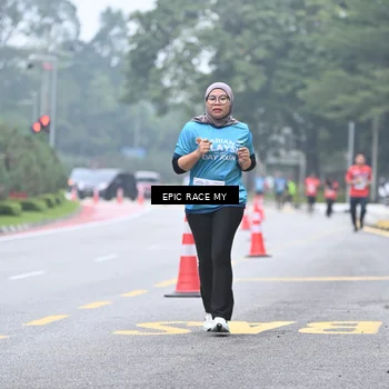 Runner Photo 7037749