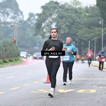 Runner Photo 7037751