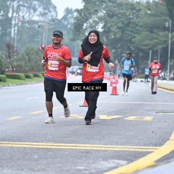 Runner Photo 7037778
