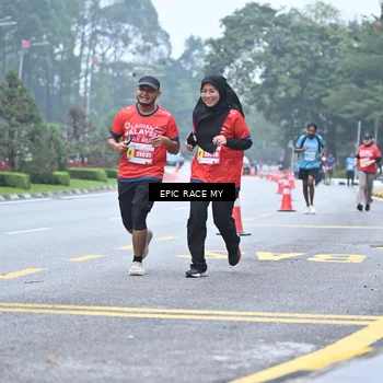 Runner Photo 7037782