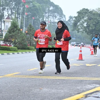 Runner Photo 7037785