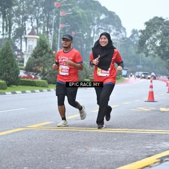 Runner Photo 7037788