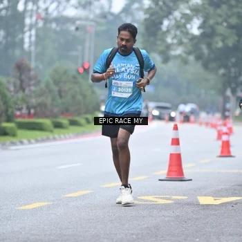Runner Photo 7037798