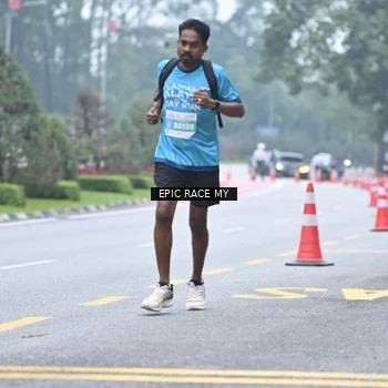 Runner Photo 7037803
