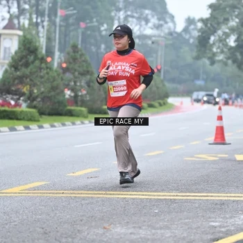 Runner Photo 7037806