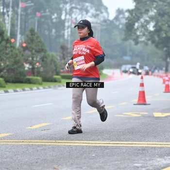 Runner Photo 7037807