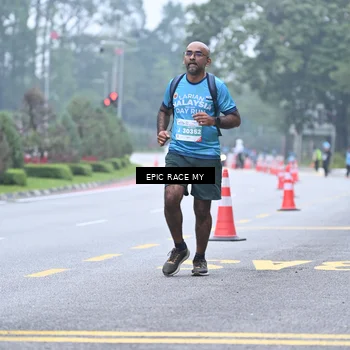 Runner Photo 7037827