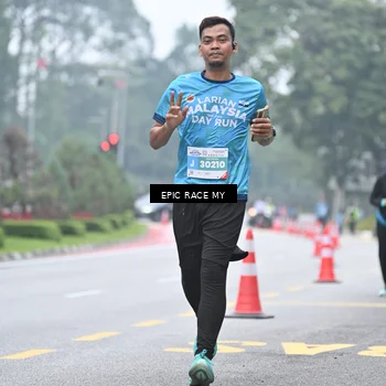 Runner Photo 7037830