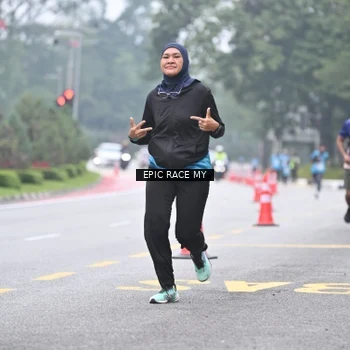 Runner Photo 7037839