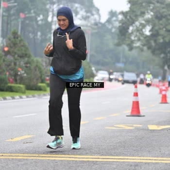 Runner Photo 7037842