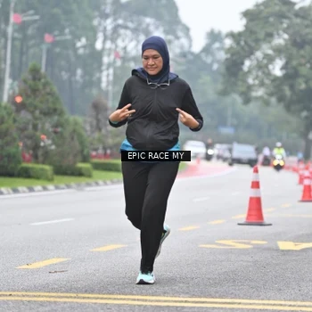 Runner Photo 7037843