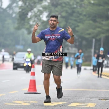 Runner Photo 7037855