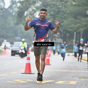 Runner Photo 7037858