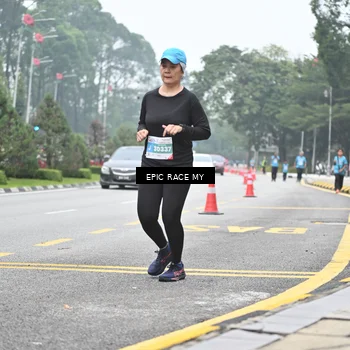 Runner Photo 7037885