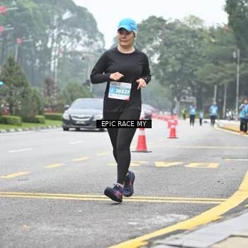 Runner Photo 7037886