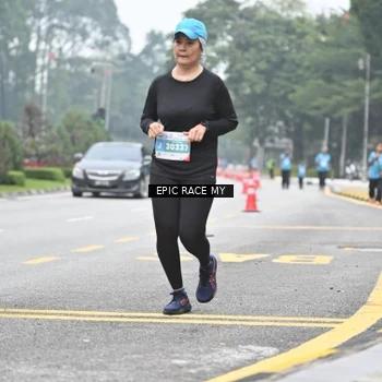 Runner Photo 7037887