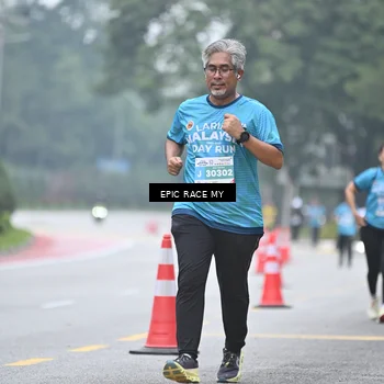 Runner Photo 7037913