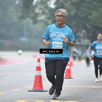 Runner Photo 7037916