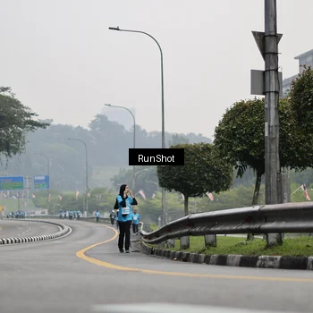 Runner Photo 7037921