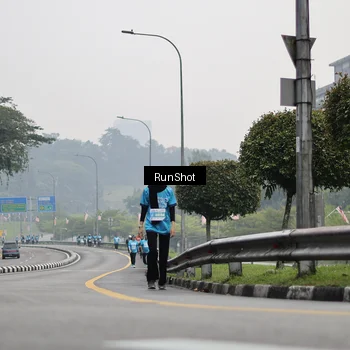 Runner Photo 7037922