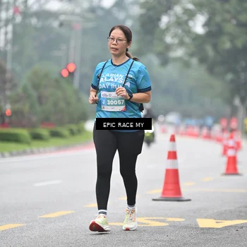 Runner Photo 7037927
