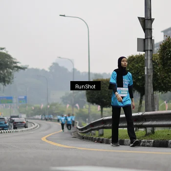 Runner Photo 7037933