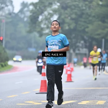 Runner Photo 7037938