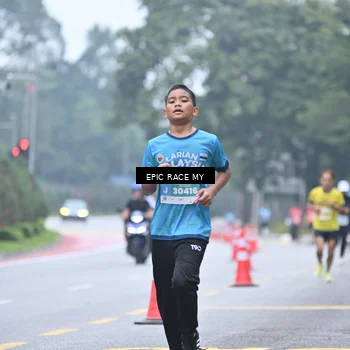 Runner Photo 7037939