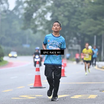 Runner Photo 7037941