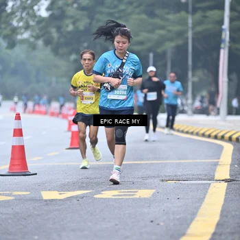 Runner Photo 7037942
