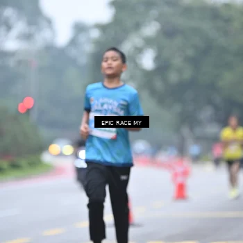 Runner Photo 7037944
