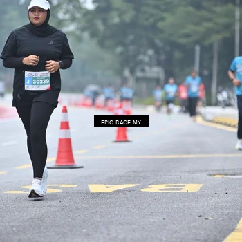 Runner Photo 7037963