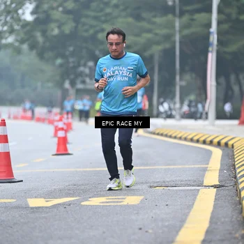 Runner Photo 7037967