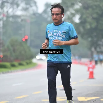 Runner Photo 7037975