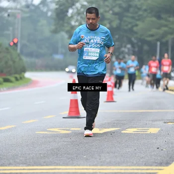 Runner Photo 7037992