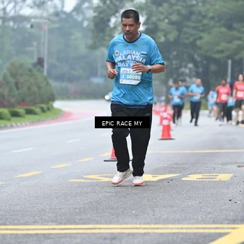 Runner Photo 7037993