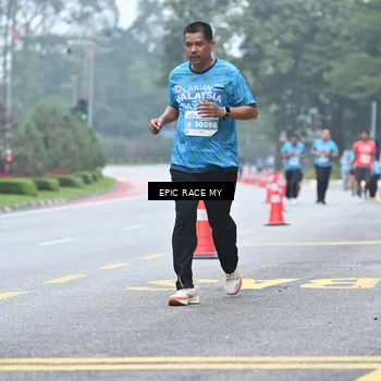 Runner Photo 7037998