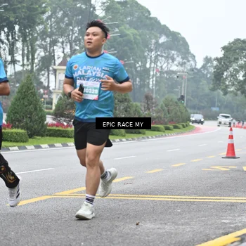 Runner Photo 7038009