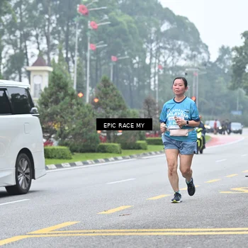 Runner Photo 7038017