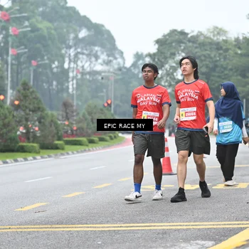 Runner Photo 7038021