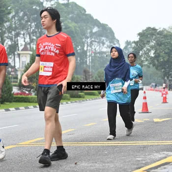 Runner Photo 7038039