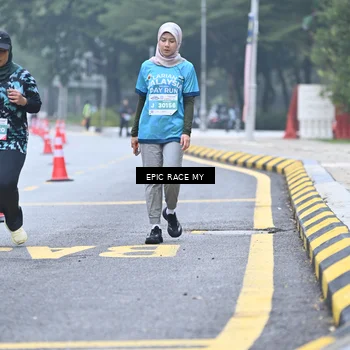 Runner Photo 7038046
