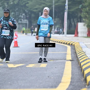 Runner Photo 7038049