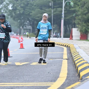 Runner Photo 7038060