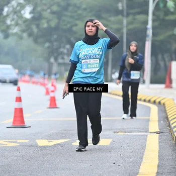 Runner Photo 7038108