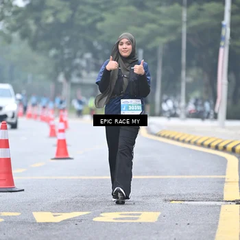 Runner Photo 7038116