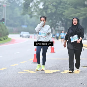 Runner Photo 7038138