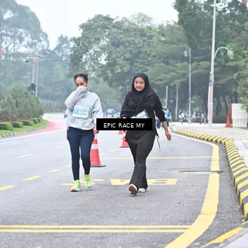 Runner Photo 7038140
