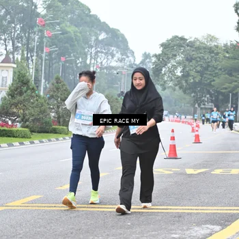 Runner Photo 7038149