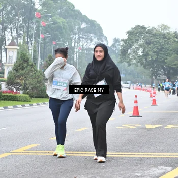 Runner Photo 7038157